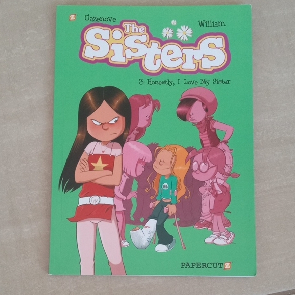 Dance Class & Sisters Graphic Novel Set - Picture 6 of 9